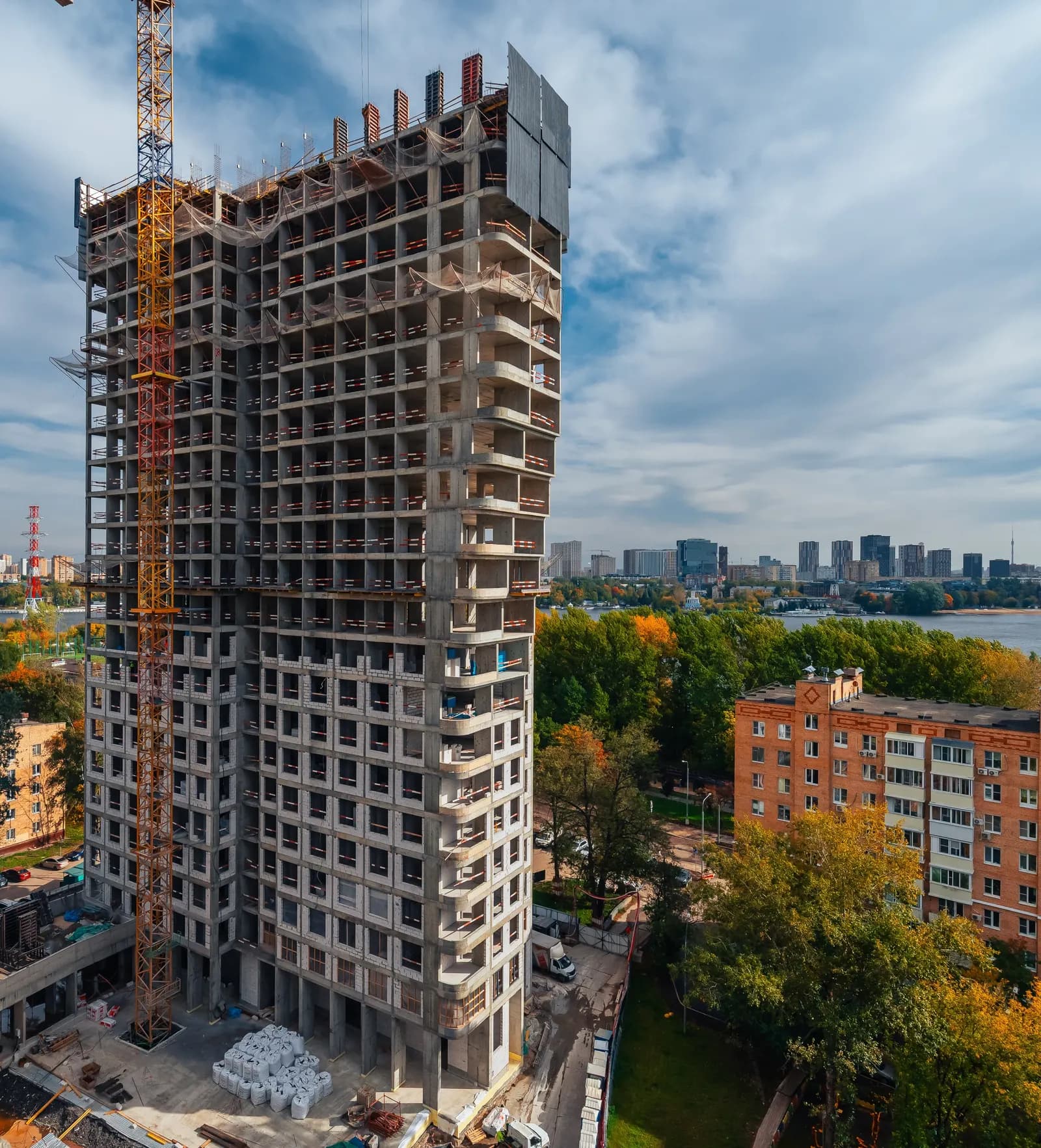 ЮТУ: ход строительства, октябрь 2026